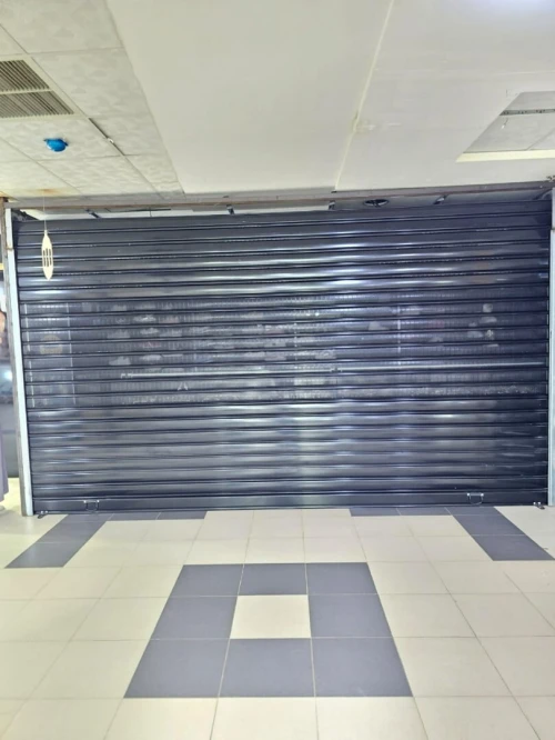 Rideau Electrique  et Étagère