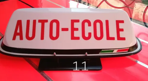 Panneau de toit auto-école