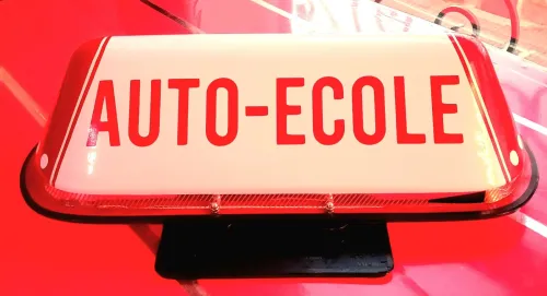 Panneau de toit auto-école