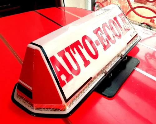 Panneau de toit auto-école