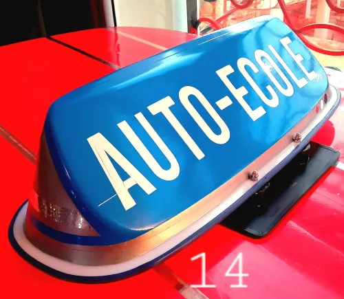 Panneau de toit auto-école