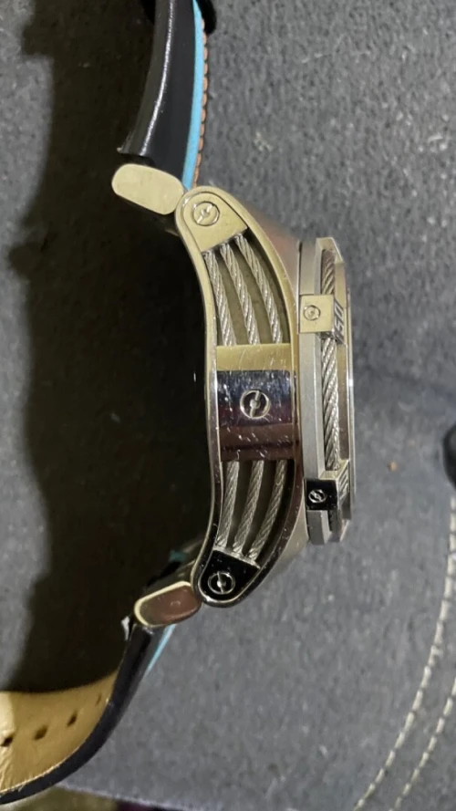 Montre de luxe authentique 