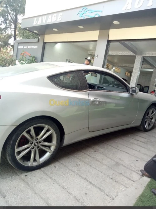 Hyundai Genesis Coupé 2020 