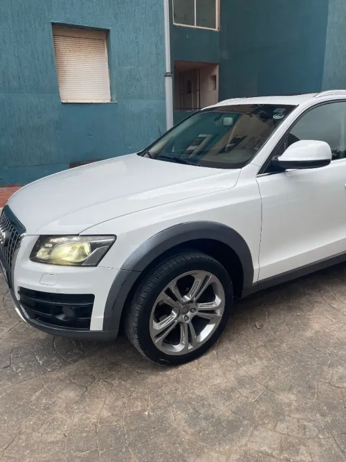 Audi Q5 2013 Off Road