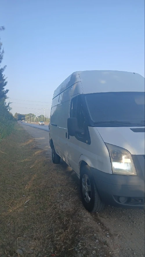 Ford Transit 2012