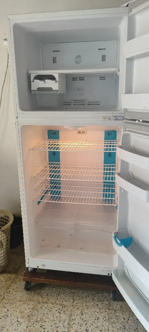 Réfrigérateur en excellent état