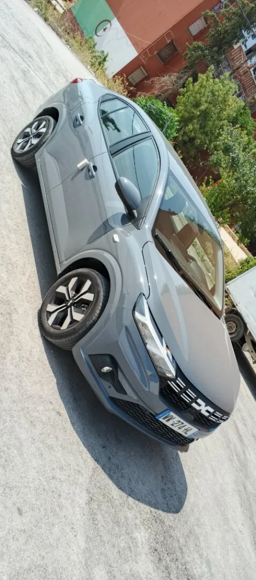 Dacia Logan 2025 Extrême