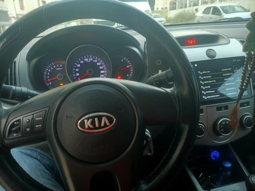 Kia Cerato 2011 