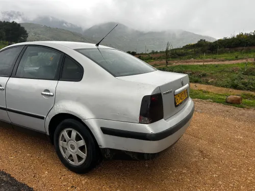 Volkswagen Passat 2000 B5
