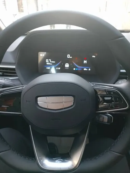 Geely Emgrand 2025 1.5 manuel