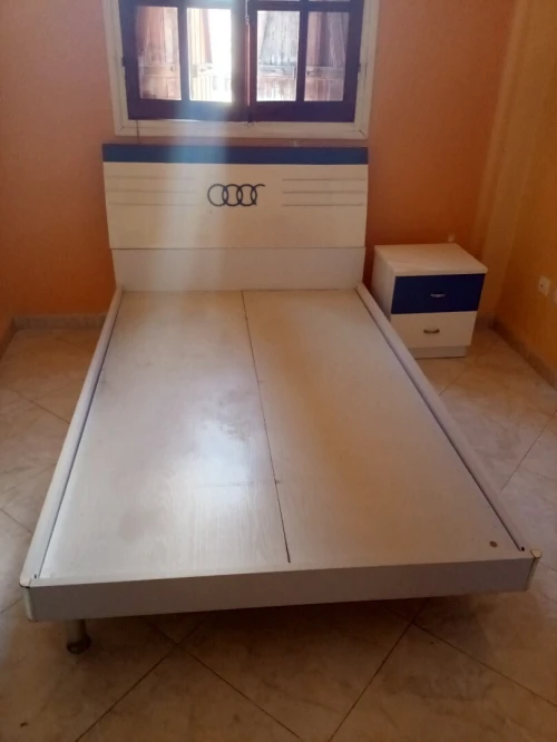 Vendre Lit et trésorière