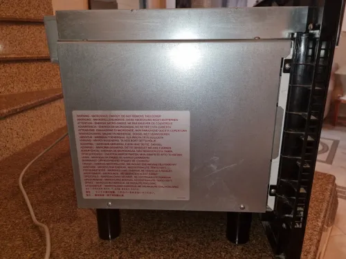 Non Fonctionnel Micro-Ondes Encastrable 26L Electrolux