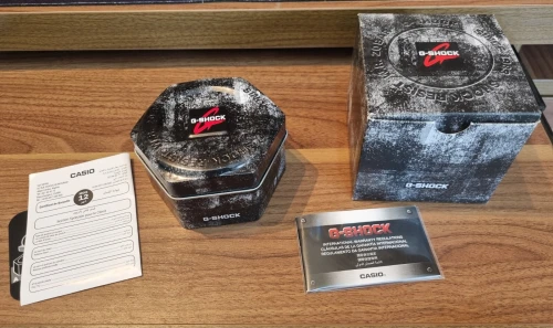 Montre Casio G-SHOCK GA-2100SKE