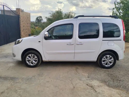 Renault Kangoo 2021 White Edition