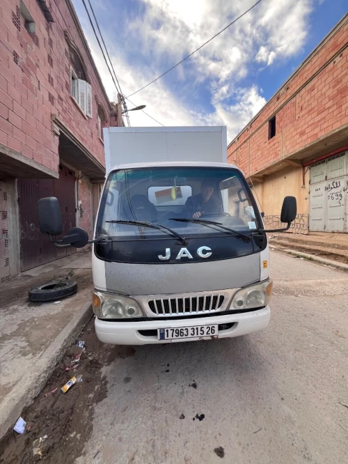 JAC Jac1040 2015