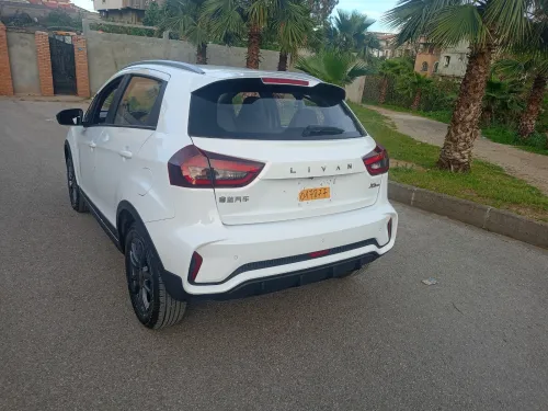 Livan X3 Pro  2025 X3 Pro automatique + Toit 