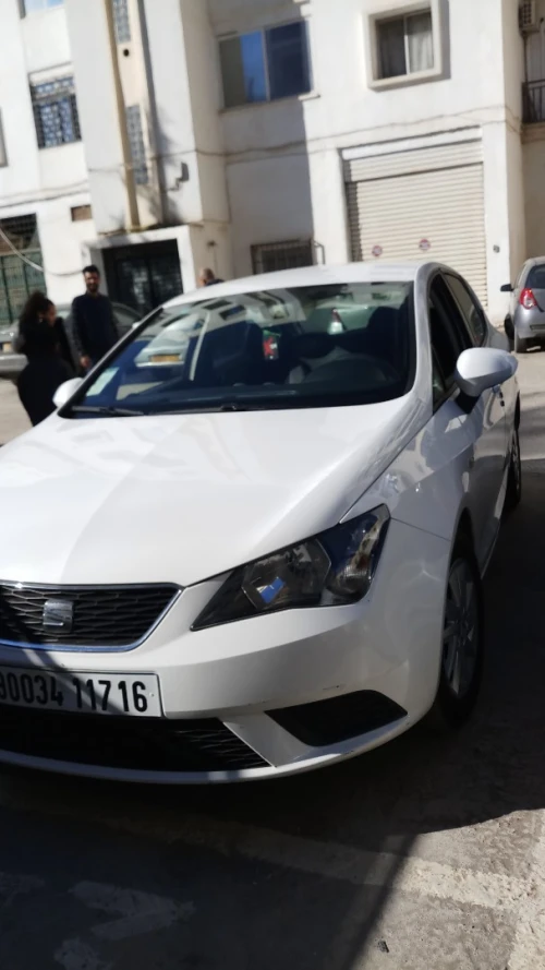 Location de voiture avec ou sans chaufeur L'AÉROPORT 