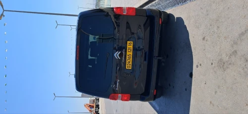 Location van noir (9place) & vw passat avec chauffeur 