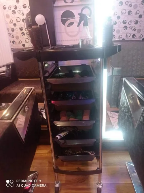 Matériel de coiffeuse 