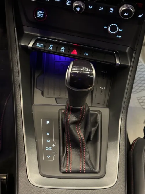 Audi RSQ3 2023 Rs
