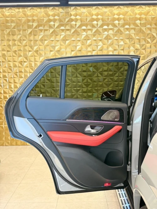 Mercedes Gle 300d 2025 Kit 63 amg