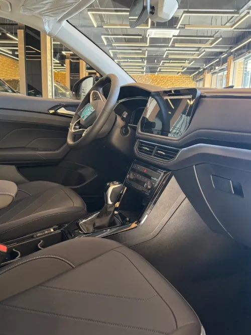 Volkswagen Tharu 2026 Xr