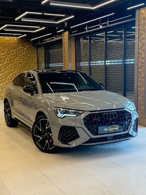 Audi RSQ3 2023 Rs