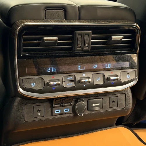 Toyota Land Cruiser  2026 Vx
