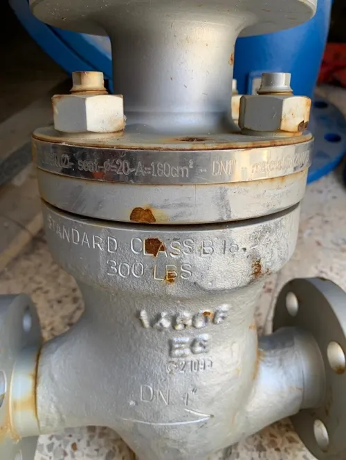 vanne de régulation DN25/ 1" pneumatique SAMSON avec positionneur 3730 2  Classe 300