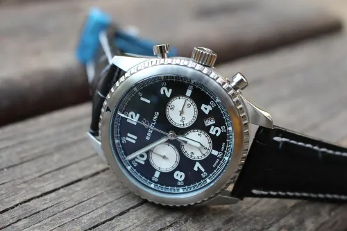 Montres pour hommes BREITLING Navitimer B01