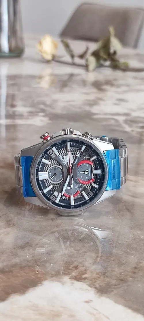 Montre CASIO EDIFICE EQB-1200D-1A