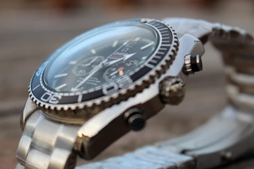 Montres de luxe OMEGA SEAMASTER Planet Ocean Chronographe Acier 