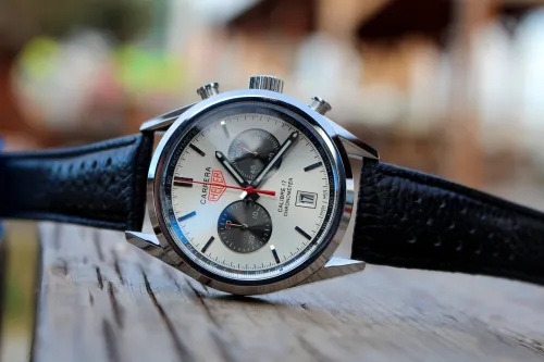 Montres pour homme TAG HEUER Calibre 17 