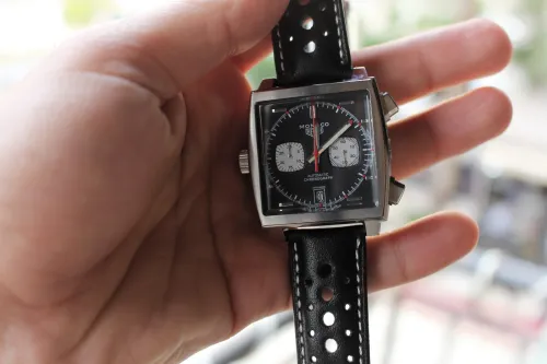 Montres homme TAG HEUER Monaco Noire 