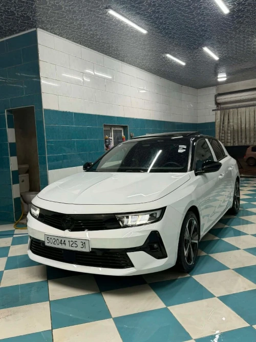 Opel Astra 2025 