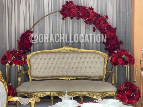 Location décoration couvre chaises et nappes
