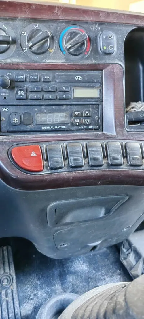 Hyundai D65 2011