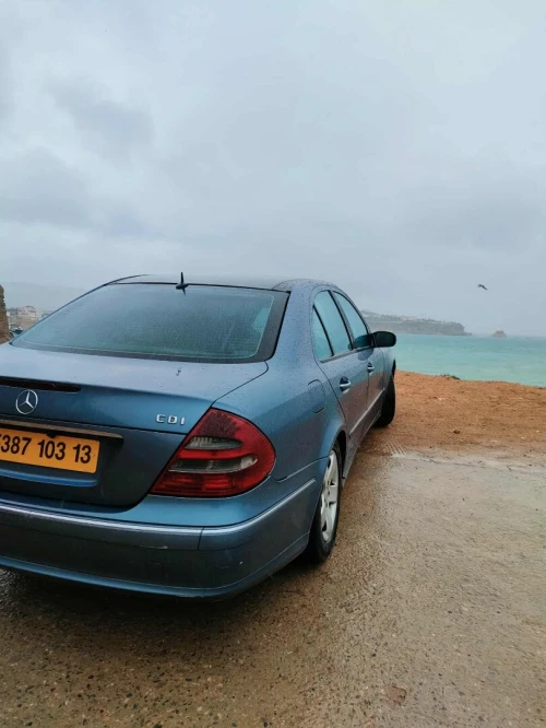 Mercedes Classe E 2003 E220