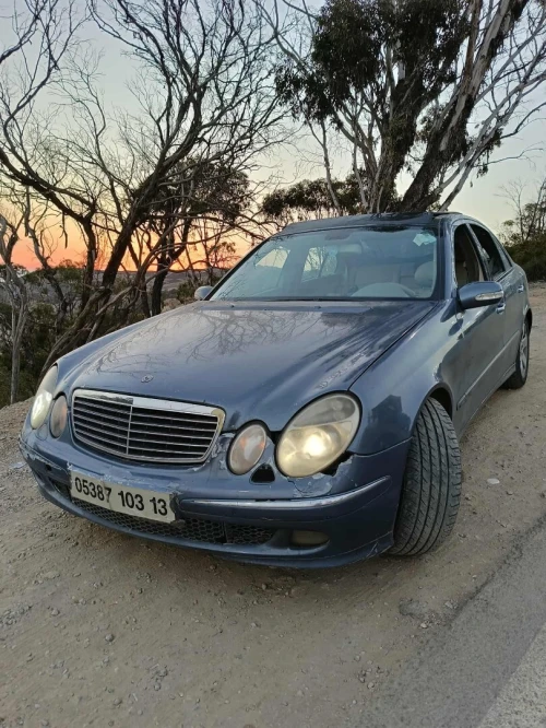 Mercedes Classe E 2003 E220