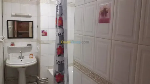 Location vacances Appartement F3 Oran Oran