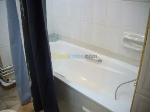 Location vacances Appartement F3 Oran Oran