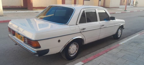 Mercedes Classe E 1982 Classe E