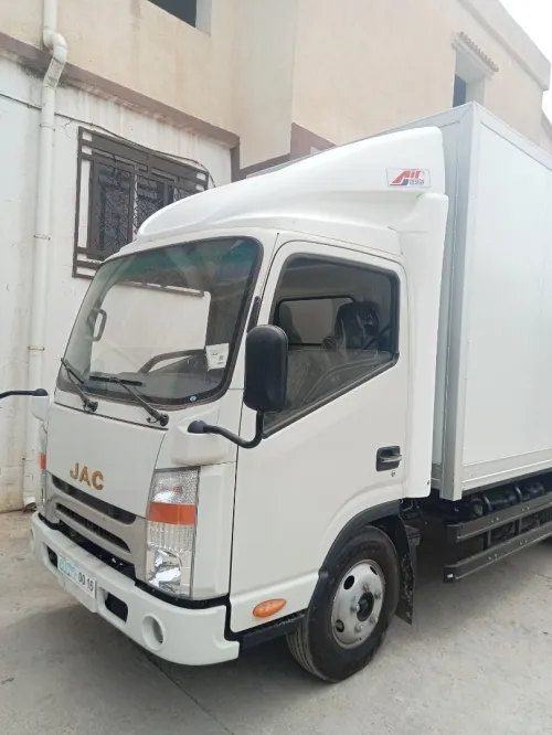 Fabrication de conteneur pour camion تصنيع حاويات الشاحنات