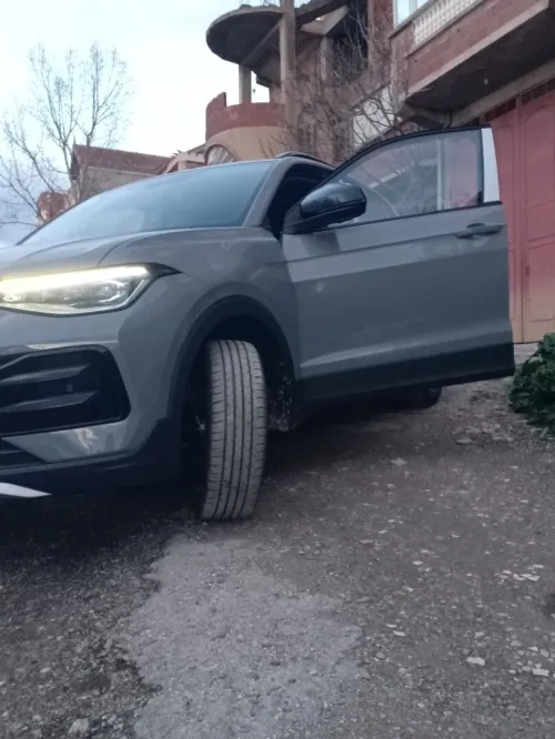 Volkswagen Tahru 2025 