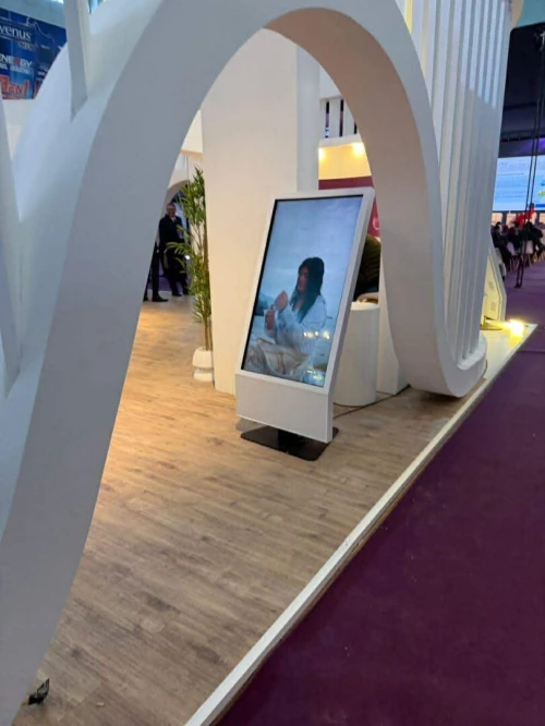 Location totems tactiles et bornes interactives