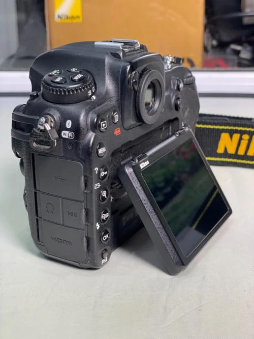 Nikon D500