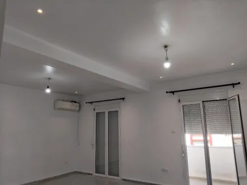 Location Appartement Niveau de villa F3 Alger Baba hassen