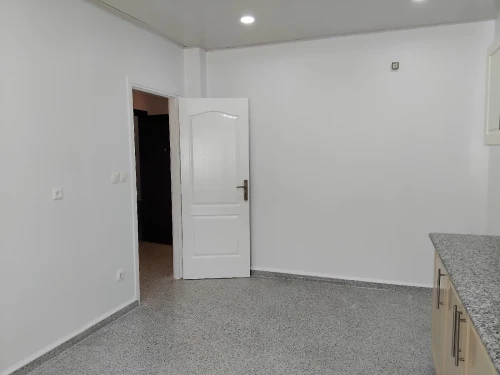 Location Appartement Niveau de villa F3 Alger Baba hassen