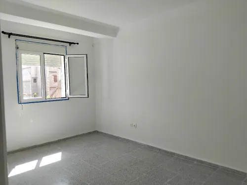 Location Appartement Niveau de villa F3 Alger Baba hassen