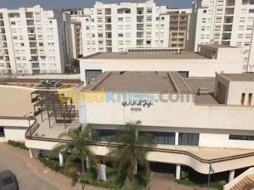 Cherche location Appartement F3 F4 Alger Cheraga